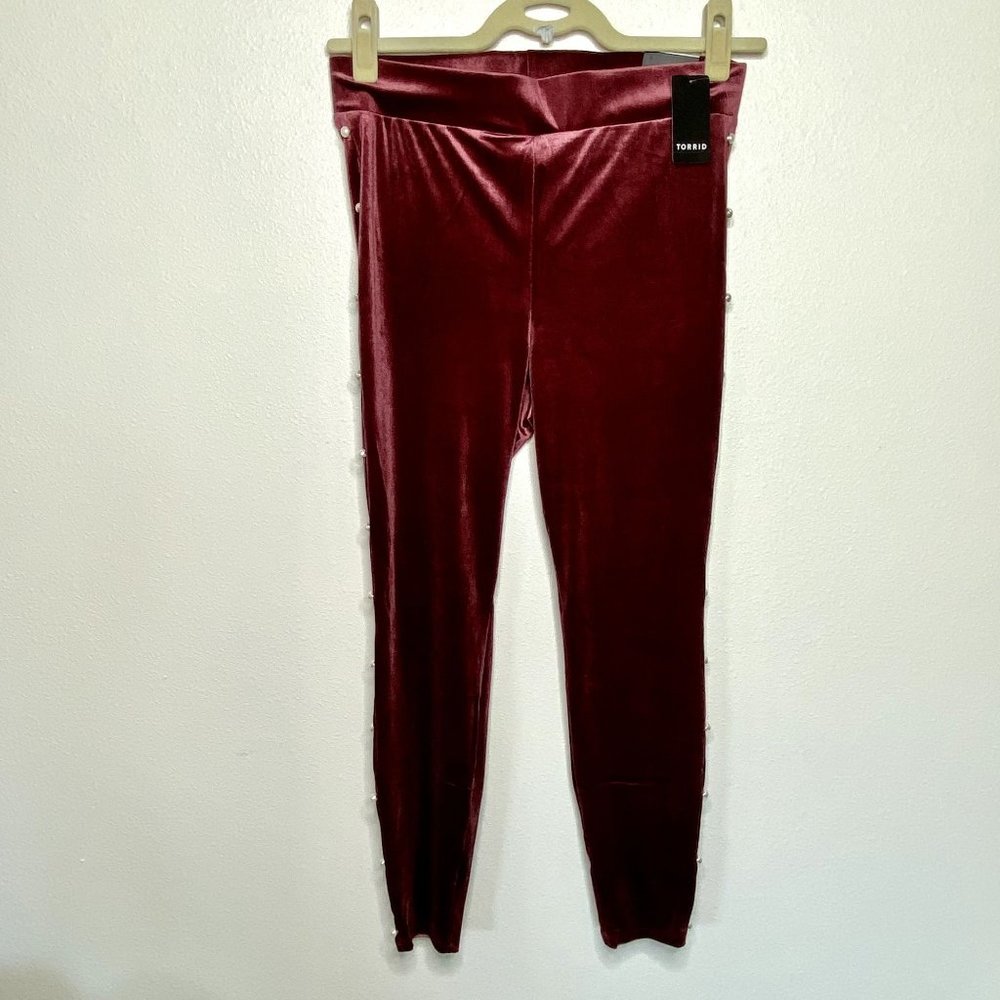 NEW Torrid Pink Velvet Leggings with Pearls